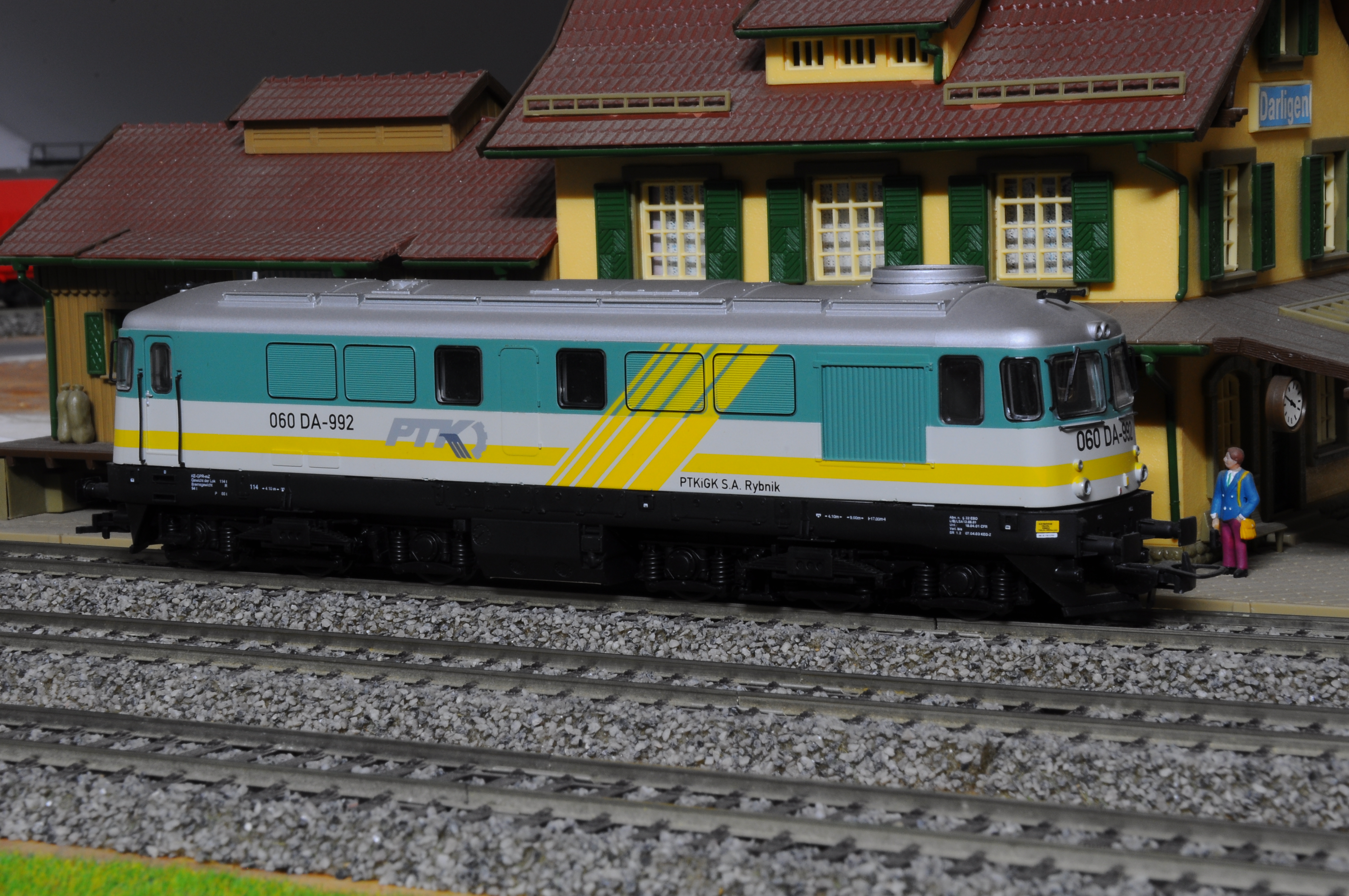 Model H0 9
